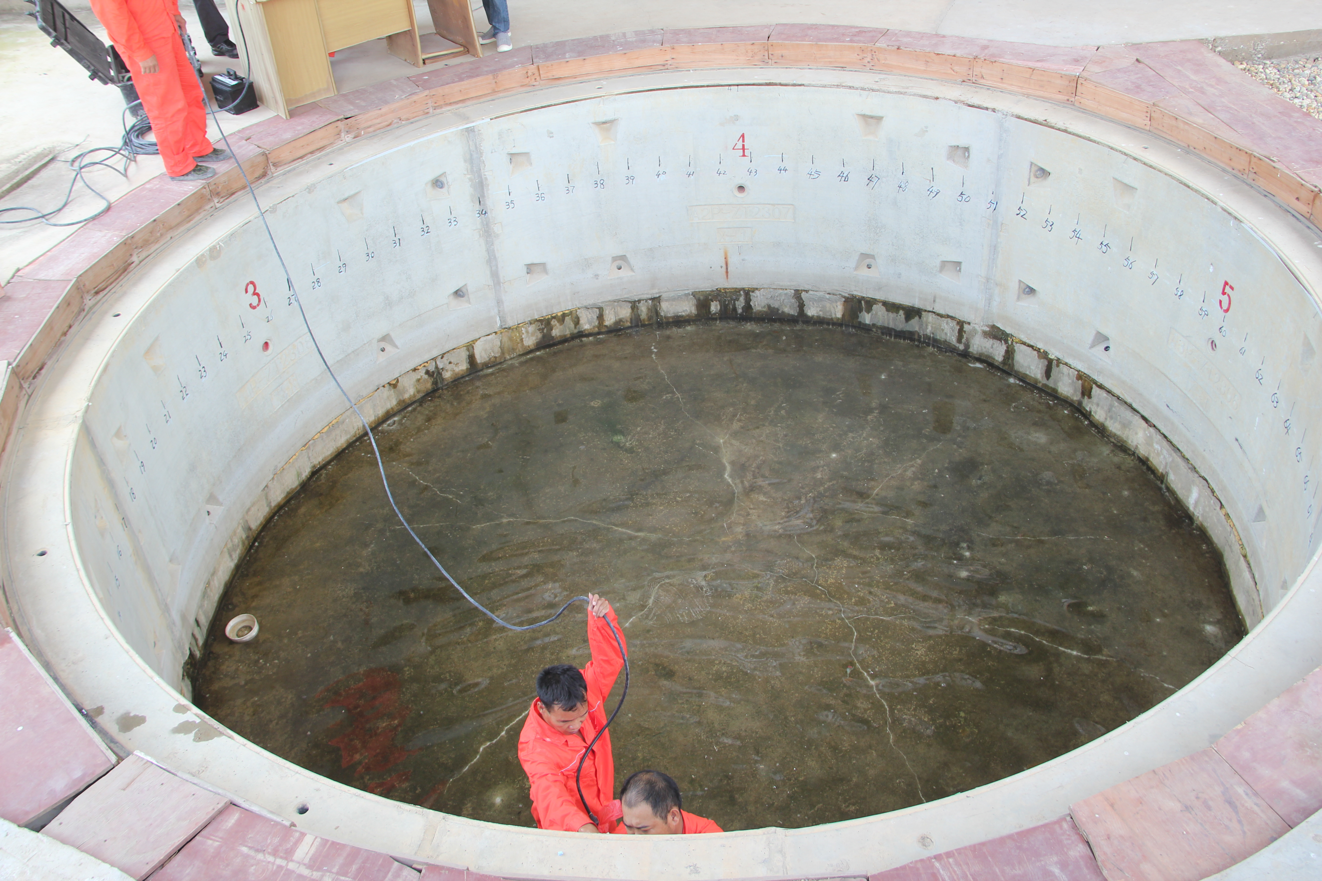 改革创新促转型，踔厉奋发创佳绩